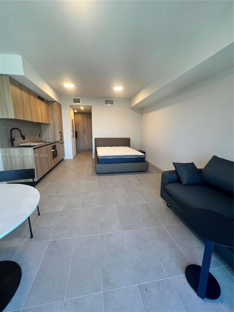 121 N 5th St , Unit 3400, Miami, FL 33132 Photo