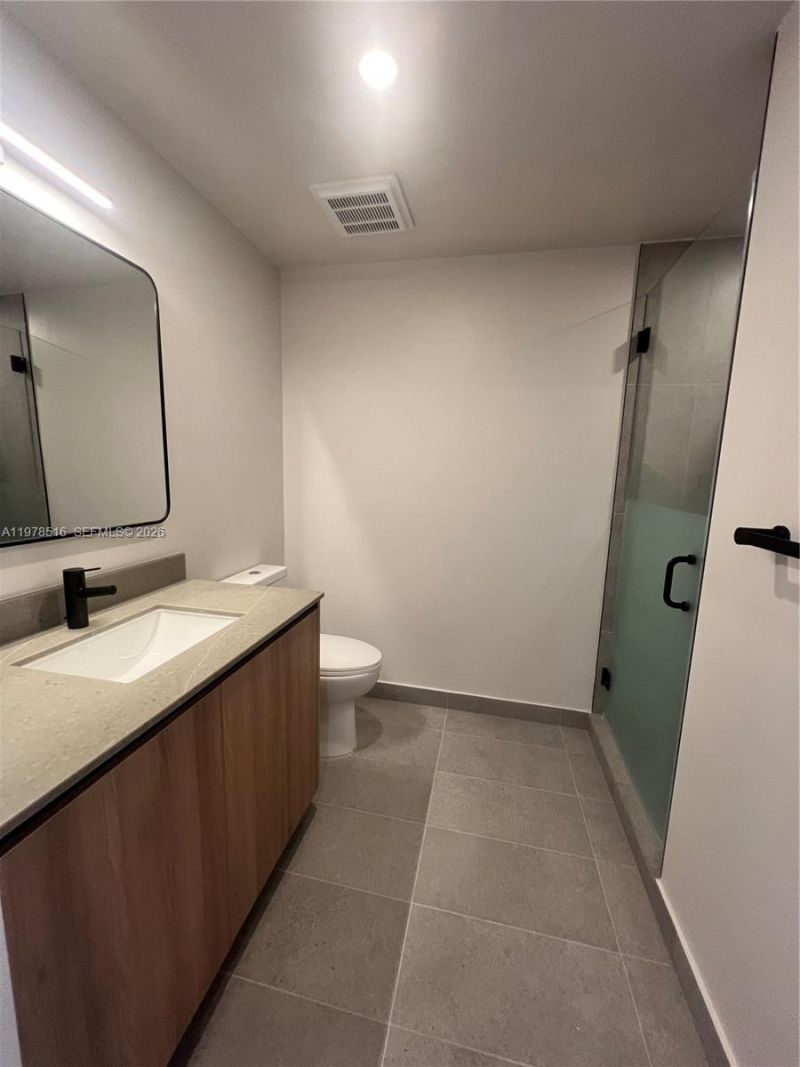 121 NE 5th St, Unit 3400, Miami, FL 33132 Photo