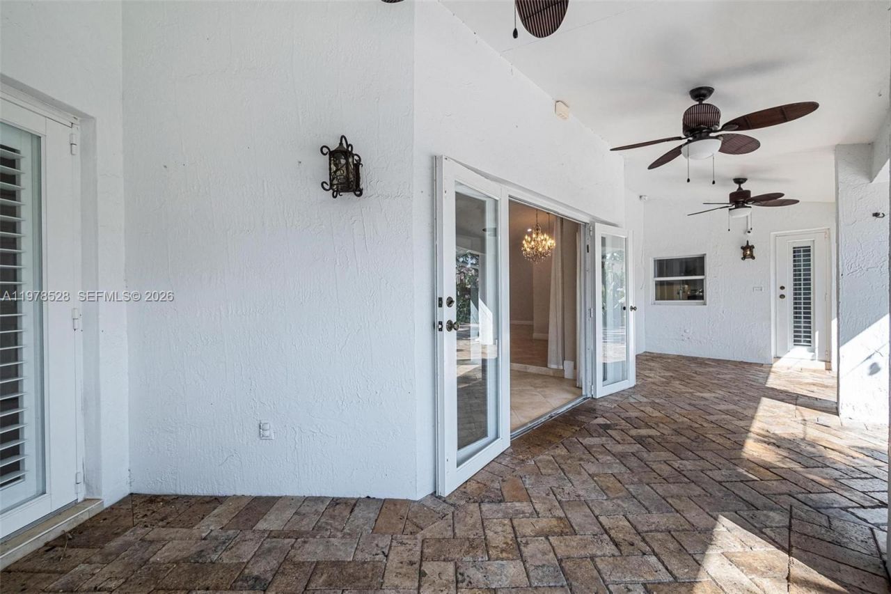 15327 SW 55th Ter , Miami, FL 33185 Photo