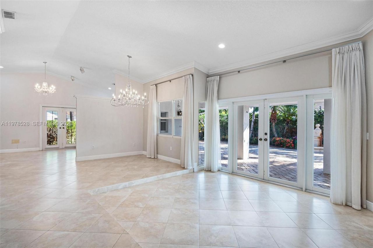 15327 SW 55th Ter , Miami, FL 33185 Photo