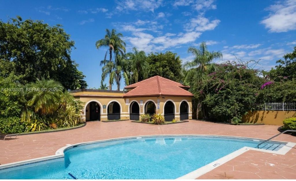 15600 SW 80th St, Unit L-302, Miami, FL 33193 Photo