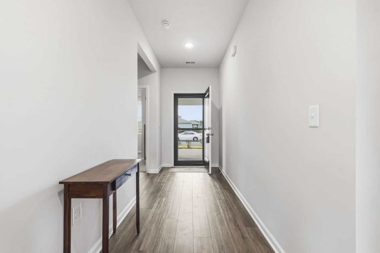 862 Laconic Dr. Photo 10