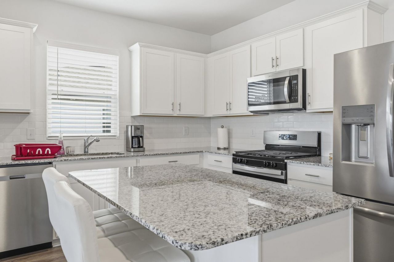 862 Laconic Dr. Photo 13