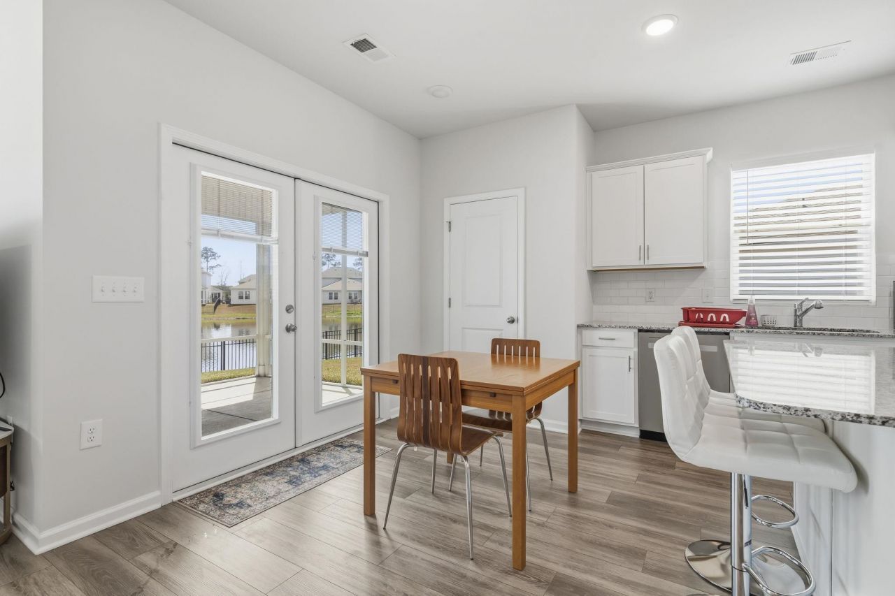 862 Laconic Dr. Photo 15