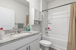 862 Laconic Dr. photo 4