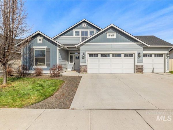 3090 W Silver River St., Meridian, ID 83646