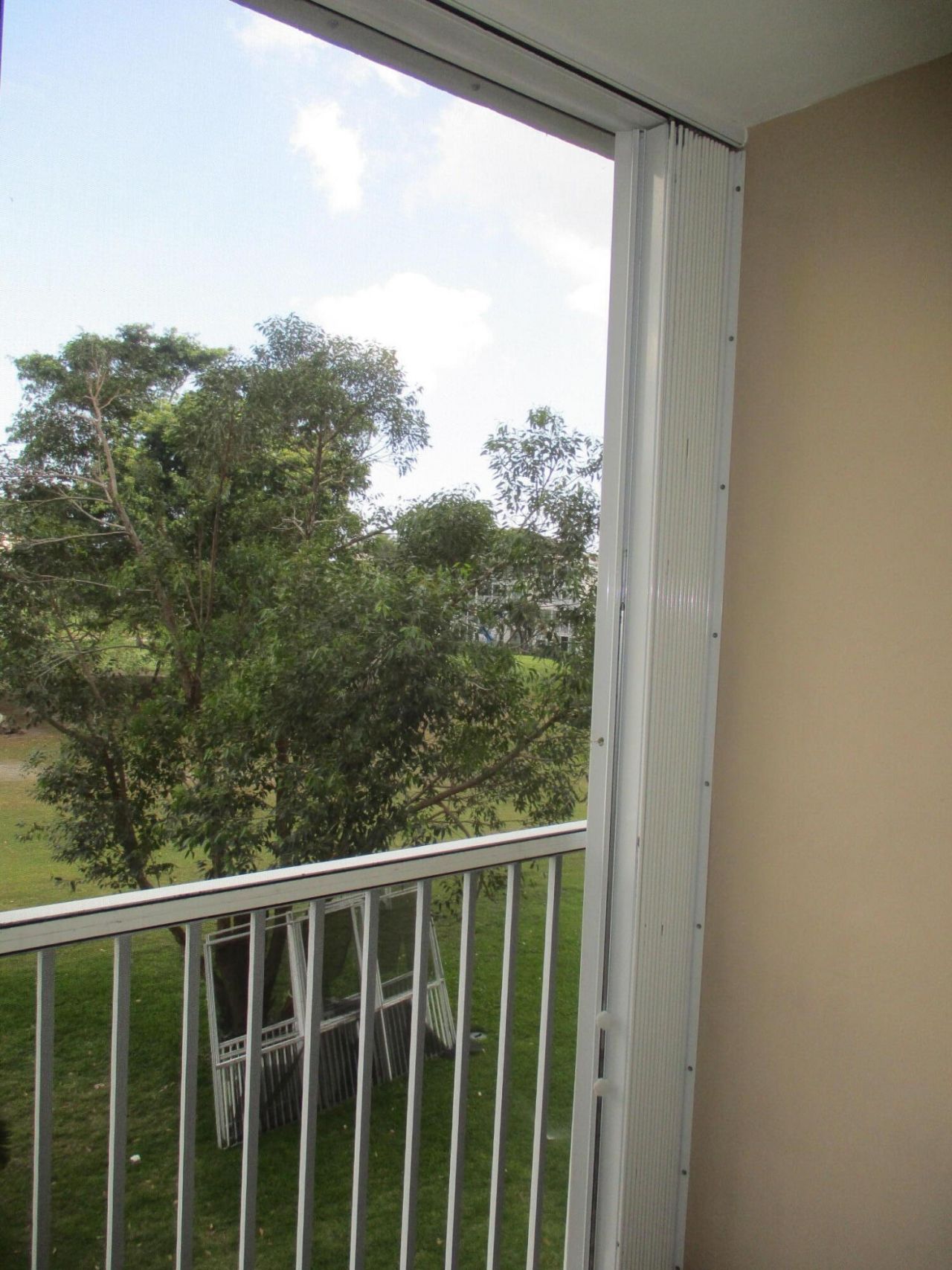 3300 N Palm Aire Drive, Unit 306, Pompano Beach, FL 33069 Photo