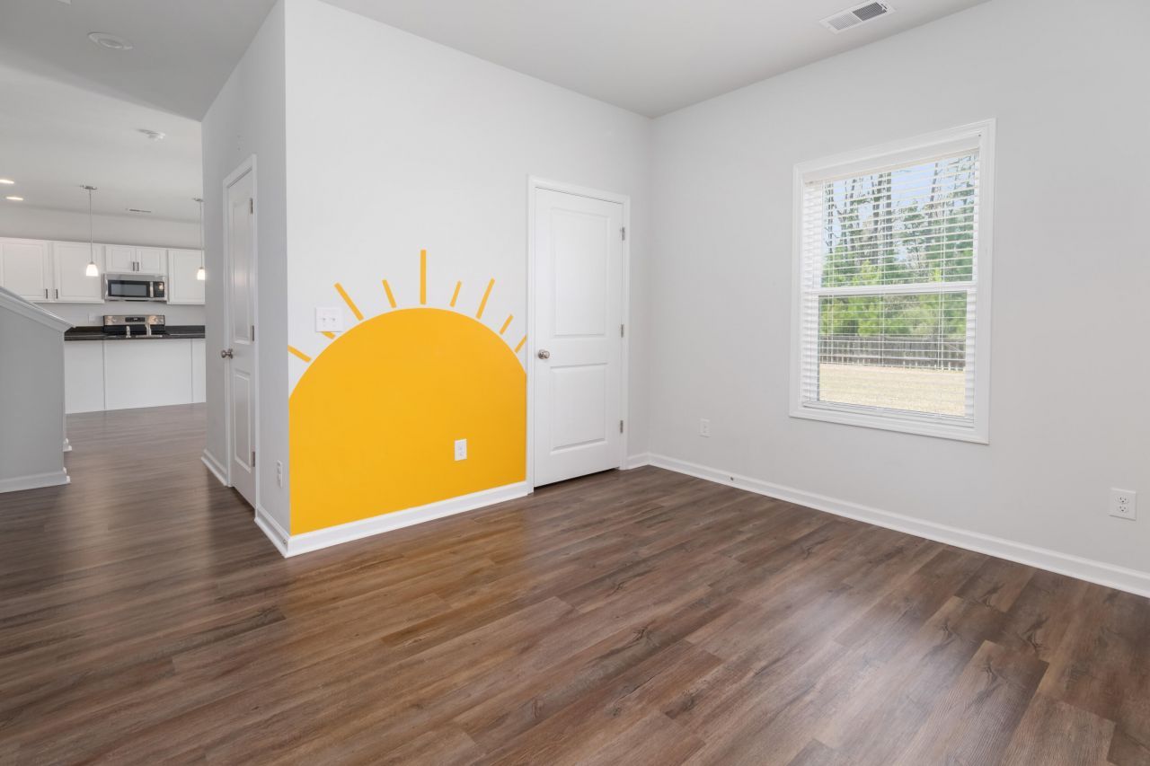 173 Clydesdale Circle Photo 10