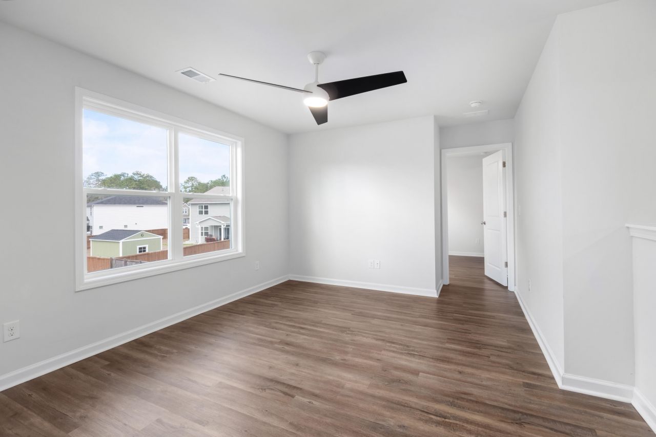 173 Clydesdale Circle Photo 23