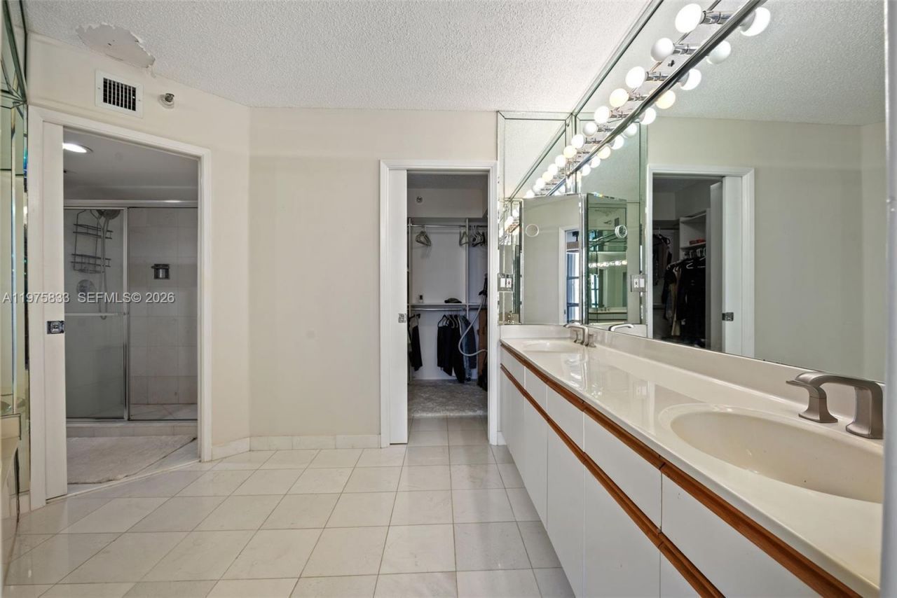 19101 NE 36th Ct, Unit 1407, Aventura, FL 33180 Photo