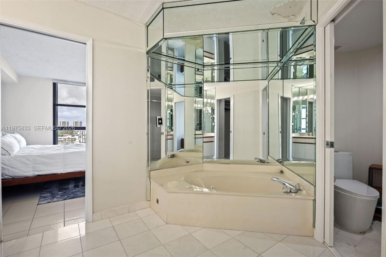 19101 NE 36th Ct, Unit 1407, Aventura, FL 33180 Photo