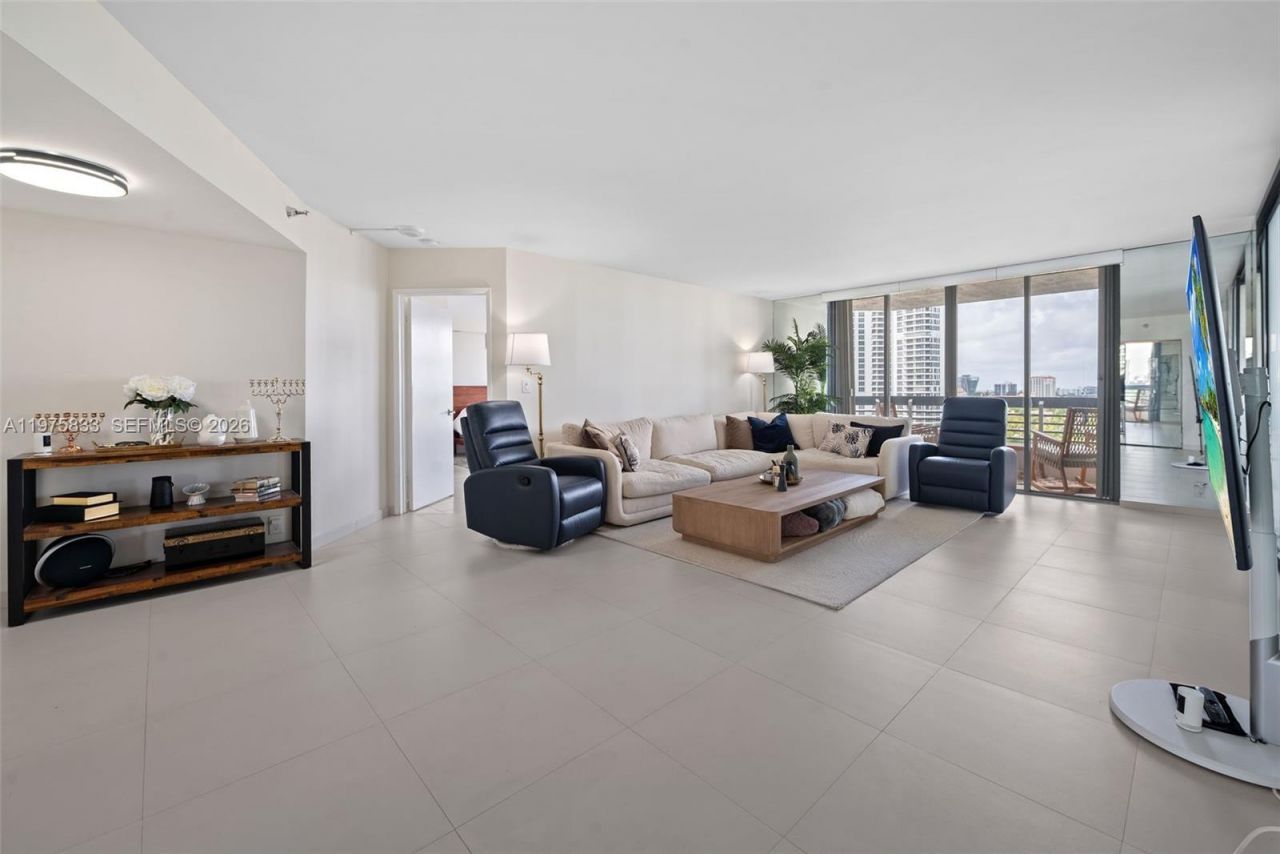 19101 NE 36th Ct, Unit 1407, Aventura, FL 33180 Photo