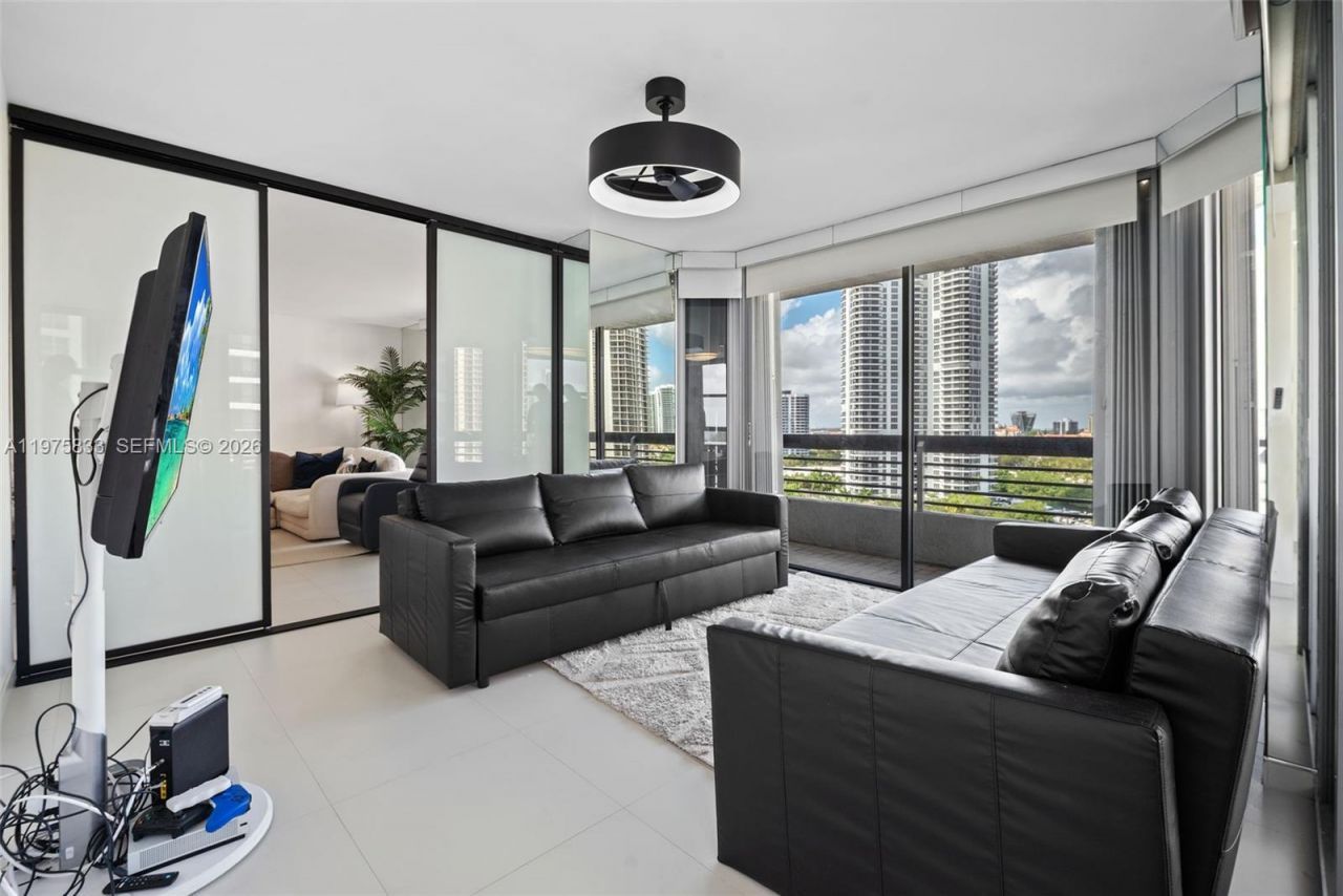 19101 NE 36th Ct, Unit 1407, Aventura, FL 33180 Photo