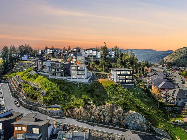 2181 Navigators Rise , Langford, BC V9B 0P4