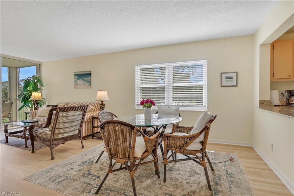 1057 Forest Lakes Dr, Unit 1208, Naples, FL 34105 Photo