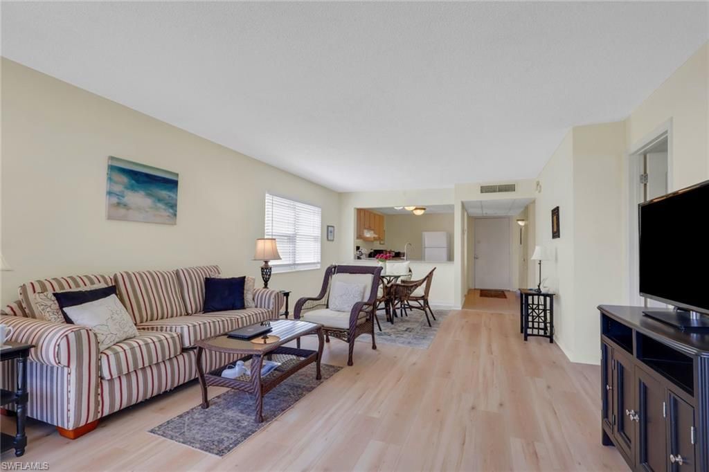 1057 Forest Lakes Dr, Unit 1208, Naples, FL 34105 Photo