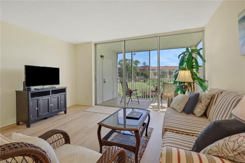 1057 Forest Lakes Dr, Unit 1208, Naples, FL 34105 Photo