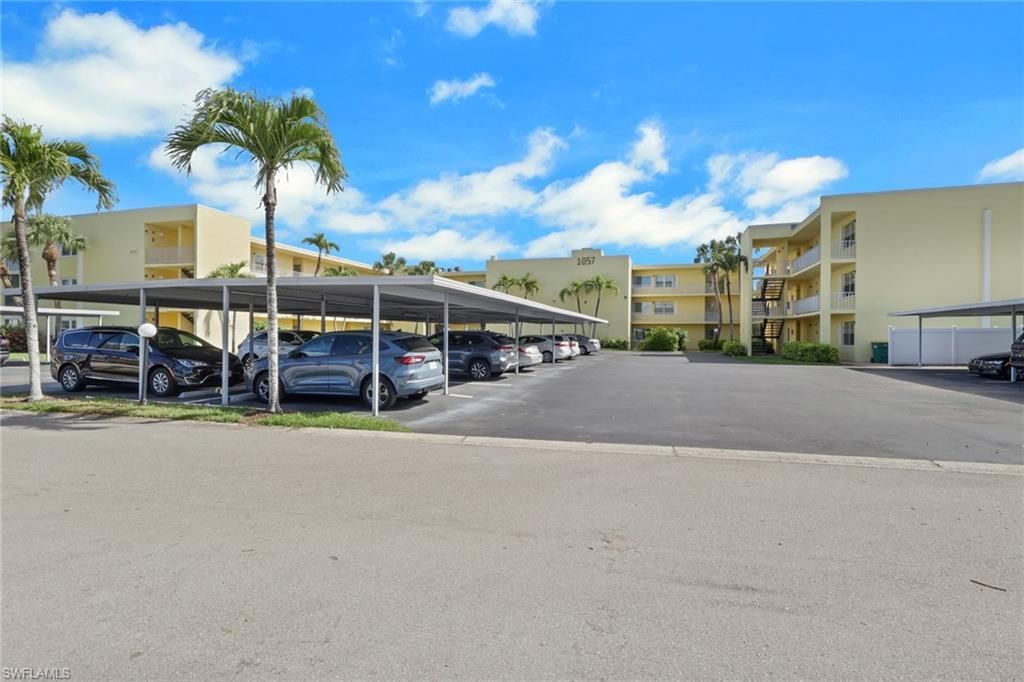 1057 Forest Lakes Dr, Unit 1208, Naples, FL 34105 Photo