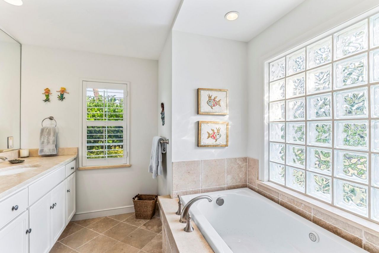 252 Waterways Avenue, Boca Grande, FL 33921 Photo