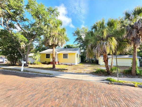 427 5TH STREET N, SAFETY HARBOR, FL 34695