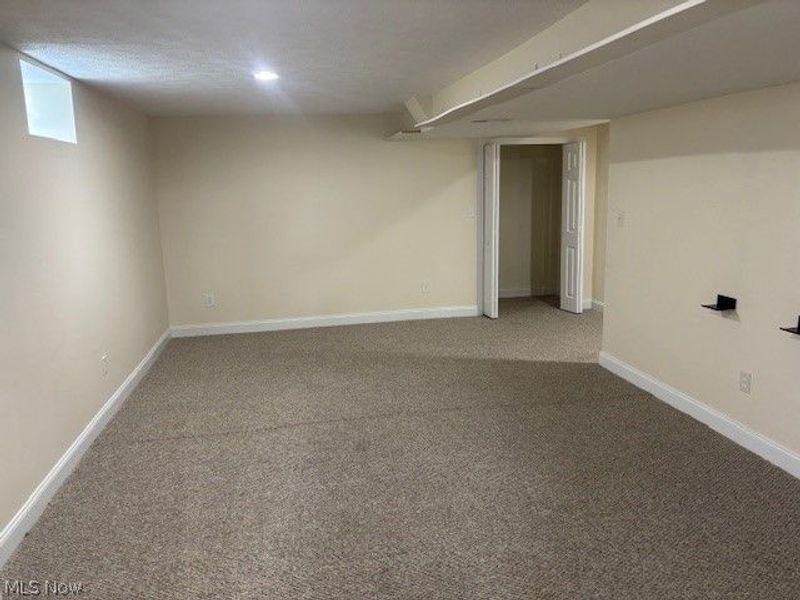 844 Royal Road , Cleveland, OH 44110 Photo 11