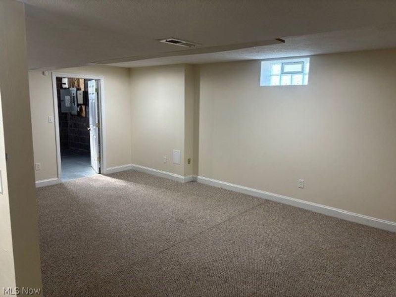 844 Royal Road , Cleveland, OH 44110 Photo 12