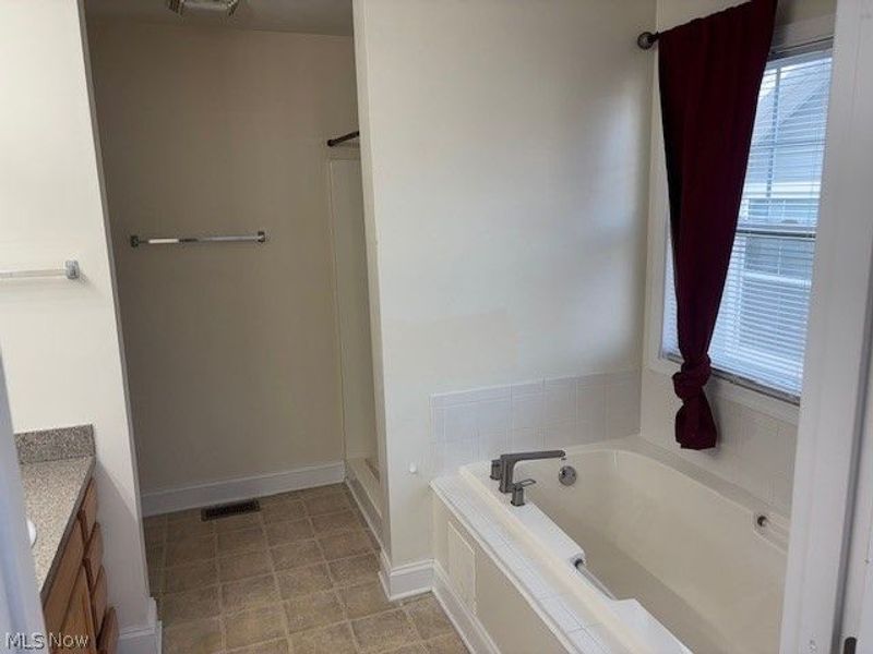 844 Royal Road , Cleveland, OH 44110 Photo 6