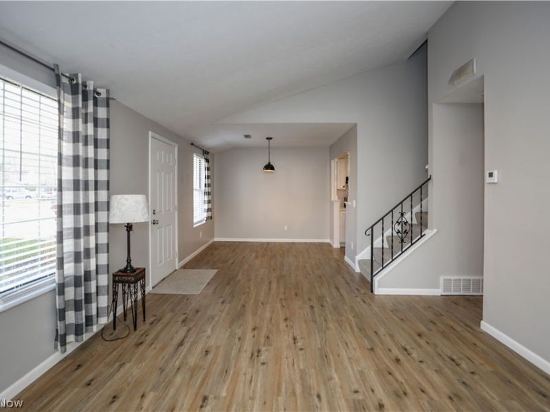 53 Privet Lane, Northfield, OH 44067 Photo 7