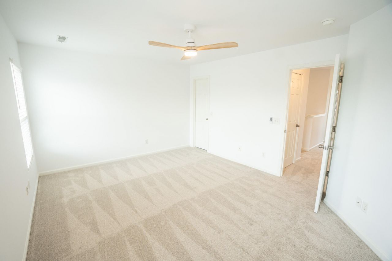 243 Cameron Street Photo 22