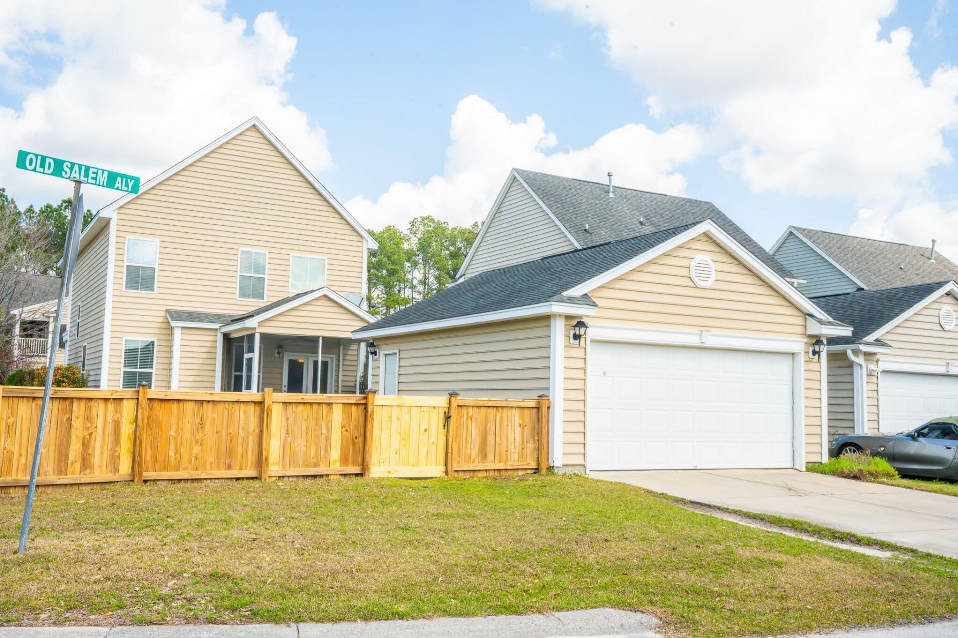 243 Cameron Street Photo 33