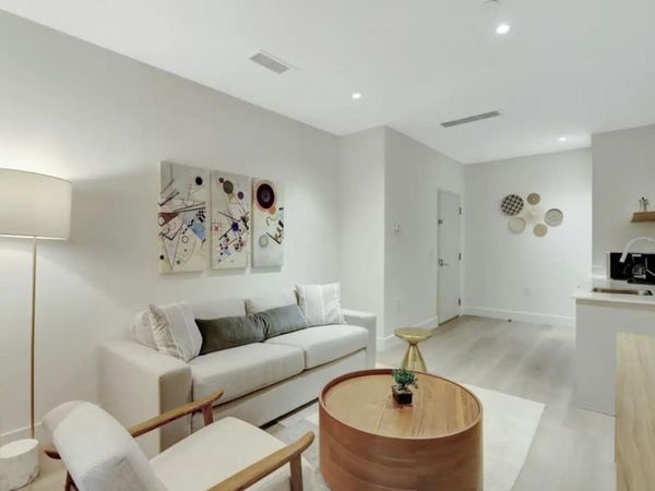 229 SW 9th Street, Unit 201, Miami, FL 33130