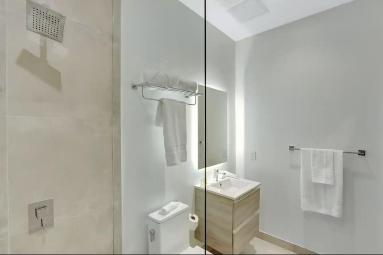 229 SW 9th Street, Unit 201, Miami, FL 33130 Photo