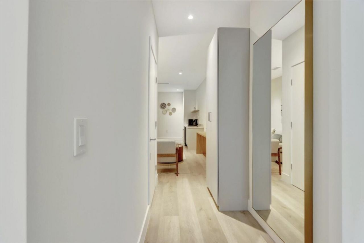 229 SW 9th Street, Unit 201, Miami, FL 33130 Photo