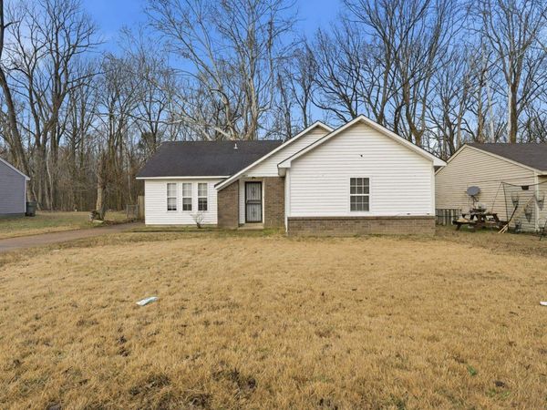 3877 BLACK FORREST DR, Memphis, TN 38128