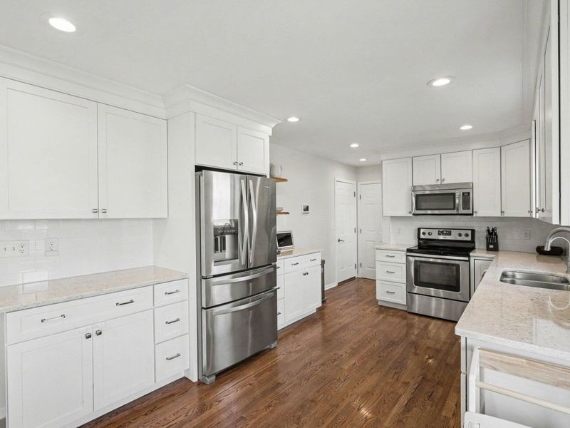 7615 Cloudstone Drive, Florence, KY 41042 Photo 11