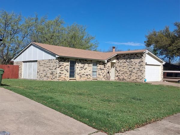 6441 Wakefield Road, North Richland Hills, TX 76182