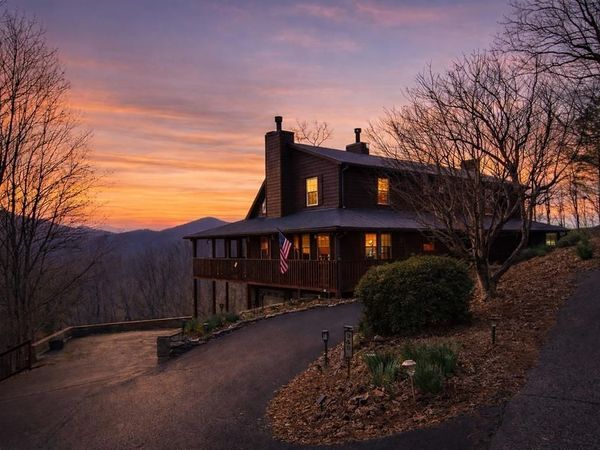 349 Moon Shadow View N, Blairsville, GA 30512