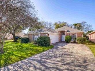 4172 Longwood Cir Gulf Breeze, FL 32563