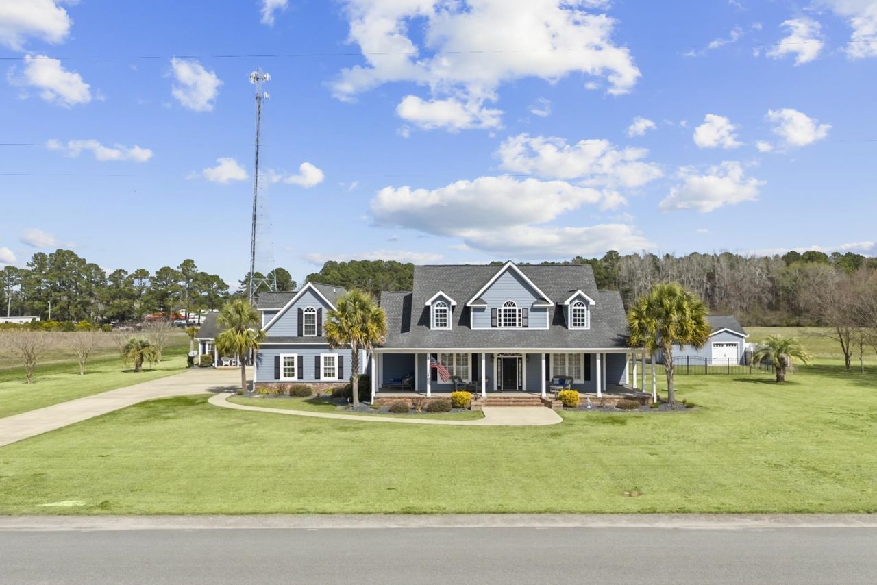 187 Beauty Ave. Photo 2