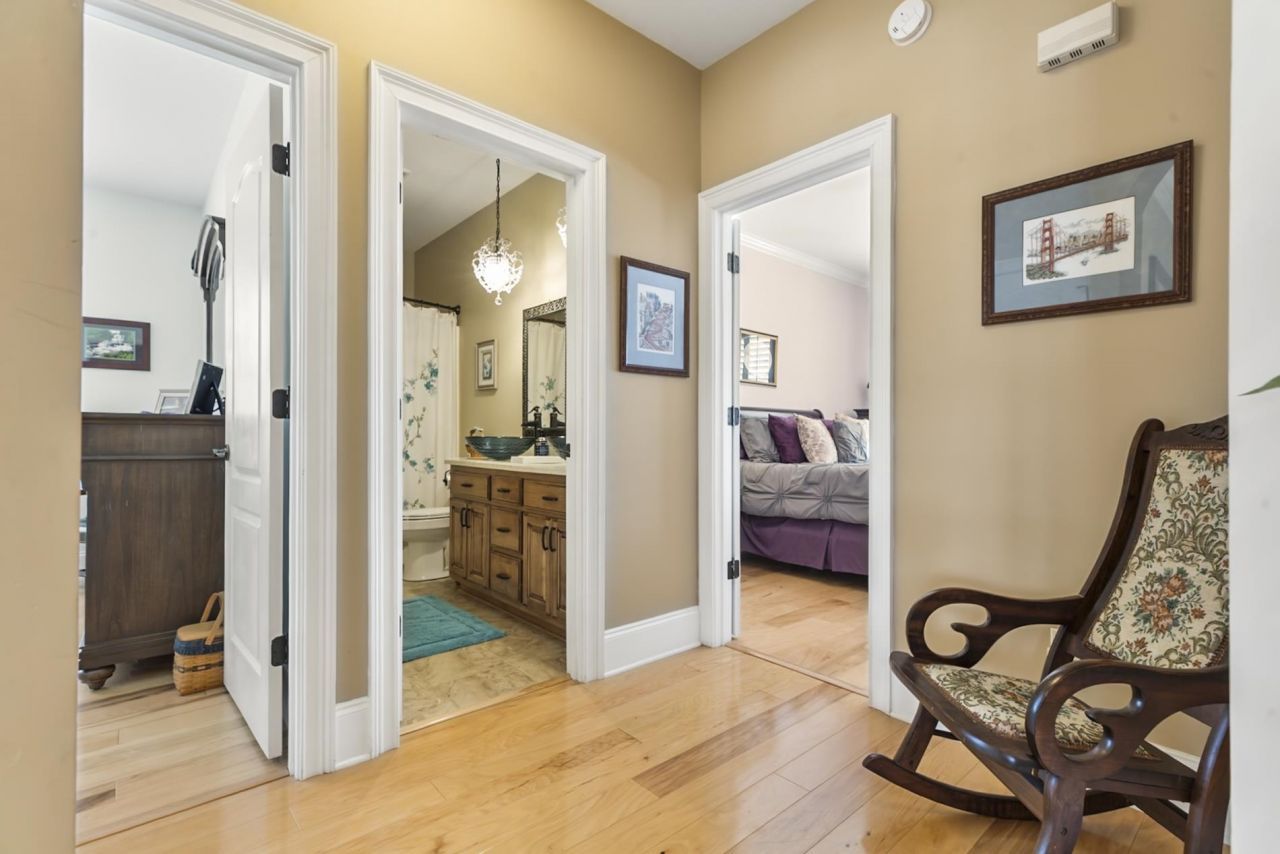 187 Beauty Ave. Photo 32