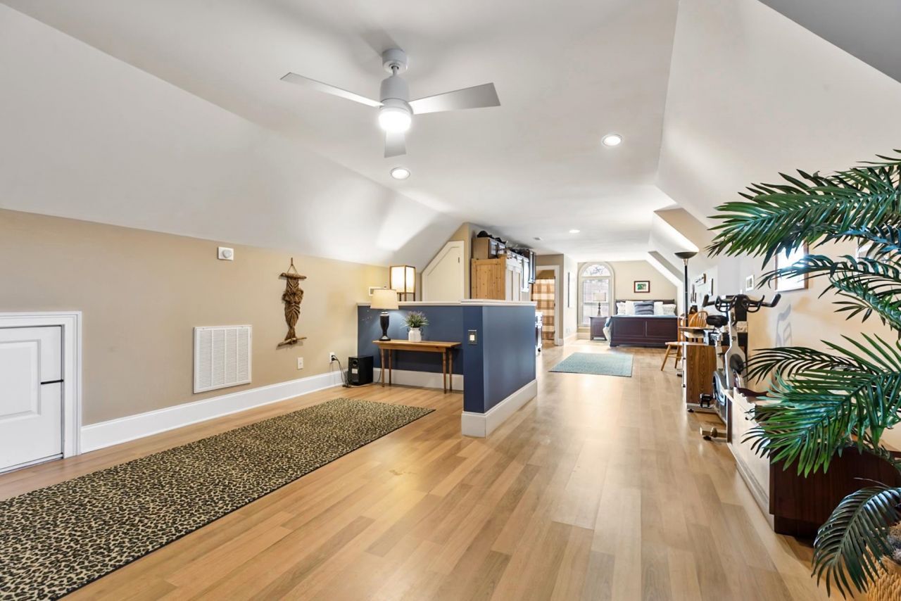 187 Beauty Ave. Photo 50