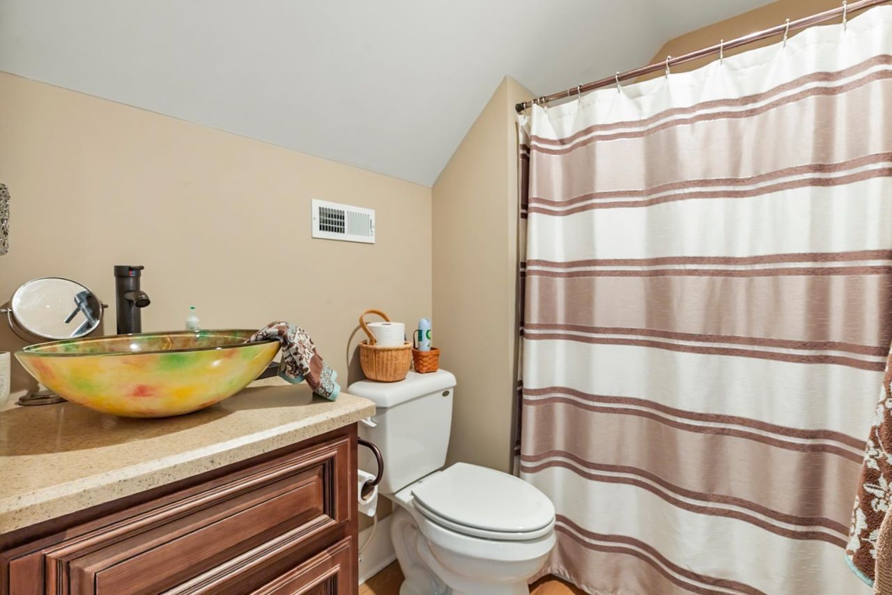 187 Beauty Ave. Photo 51