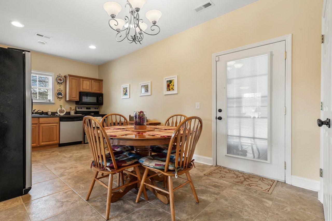 187 Beauty Ave. Photo 61