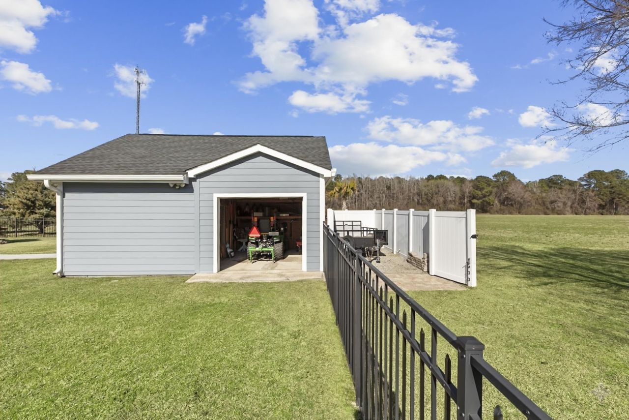 187 Beauty Ave. Photo 77