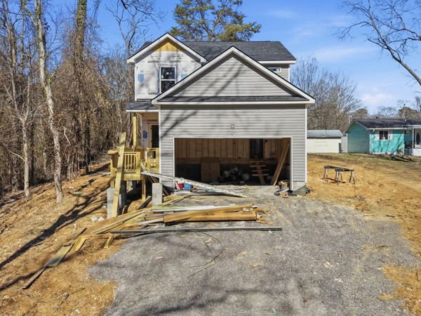 225 Sweetland Drive, Chattanooga, TN 37415