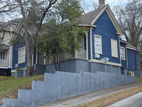 975 Maple Street, Macon, GA 31201