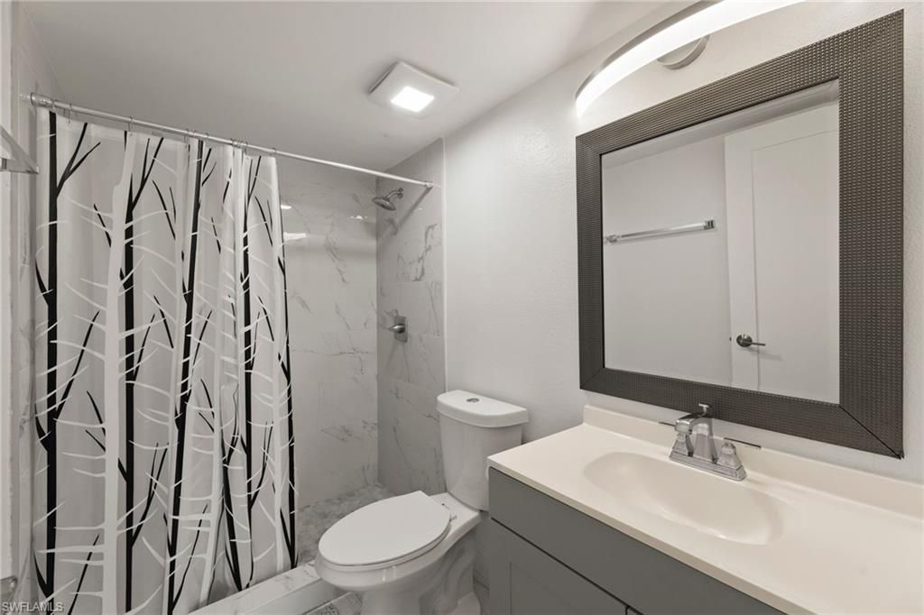 201 Santa Clara Dr, Unit 13, Naples, FL 34104 Photo