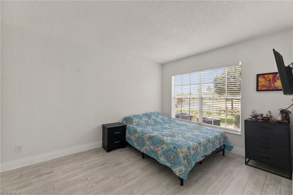 201 Santa Clara Dr, Unit 13, Naples, FL 34104 Photo
