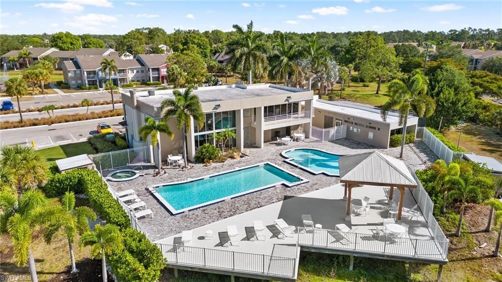 201 Santa Clara Dr, Unit 13, Naples, FL 34104 Photo