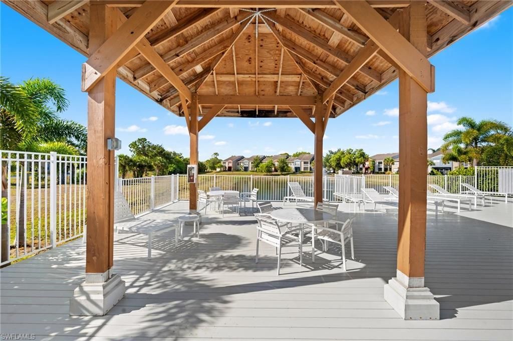 201 Santa Clara Dr, Unit 13, Naples, FL 34104 Photo